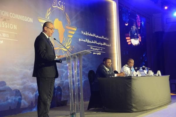 وزير الطيران: نستهدف توسعة المطارات المصرية لتستوعب 75 مليون راكب في عام 2020