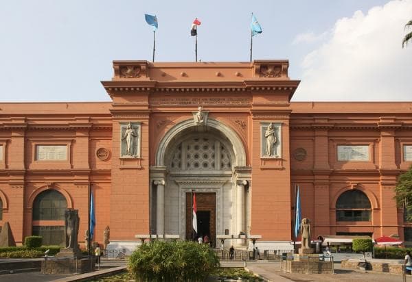 العناني يكشف عن مشروع تطوير المتحف المصري بالتحرير في عيده الـ116 نوفمبر المقبل