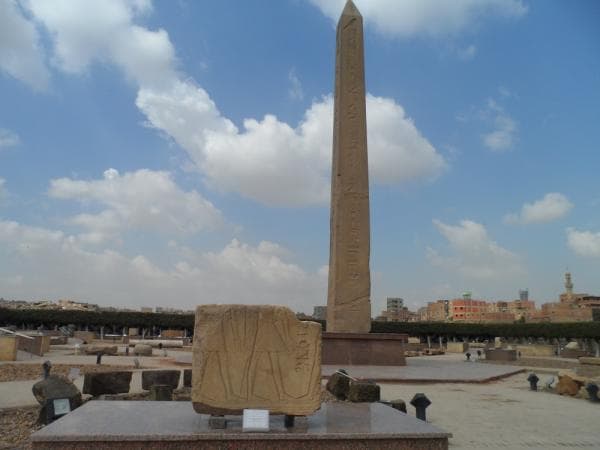 وزير الآثار يفتتح متحف مسلة سنوسرت الأول بالمطرية.. والزيارة مجانا لمدة أسبوع