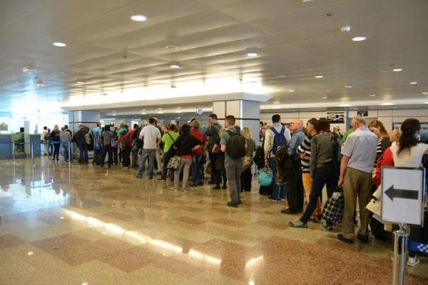 وزير الطيران: وصول لجنة تفتيش روسية بداية سبتمبر مرحلة فاصلة في عودة السياحة إلى مصر