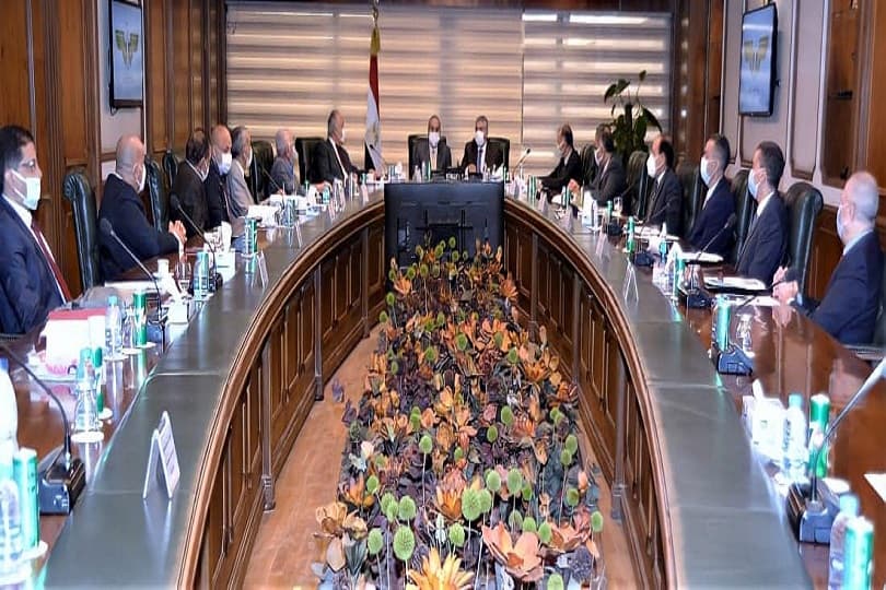 وزير الطيران يبحث مع شركات الطيران الخاصة تنشيط السياحة الداخلية والخارجية