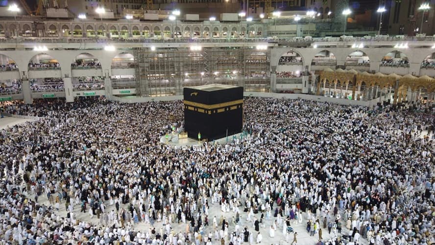 السعودية تسجل 1.7 مليون معتمر من الخارج خلال جمادى الأولى 1447هـ