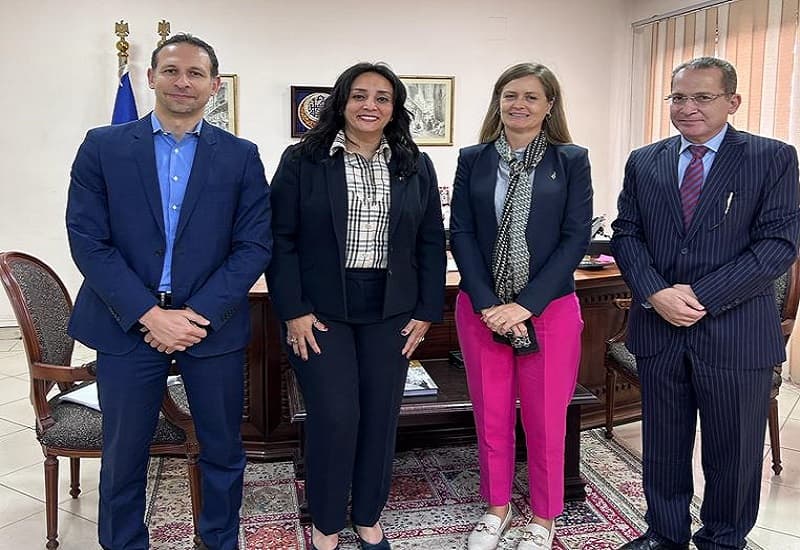 مصر تبحث مع نيوزيلندا زيادة إقبال النيوزيلنديين على السياحة الخضراء والثقافية والمغامرات
