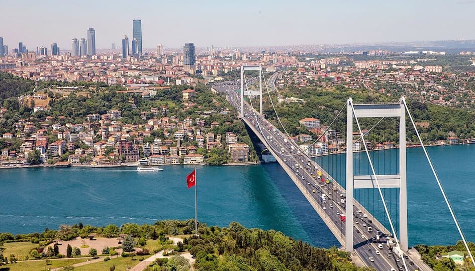 تركيا تستقبل 3.9 مليون سائح في أول شهرين من 2023 بزيادة 37.31% عن 2022.. الروس يتصدرون