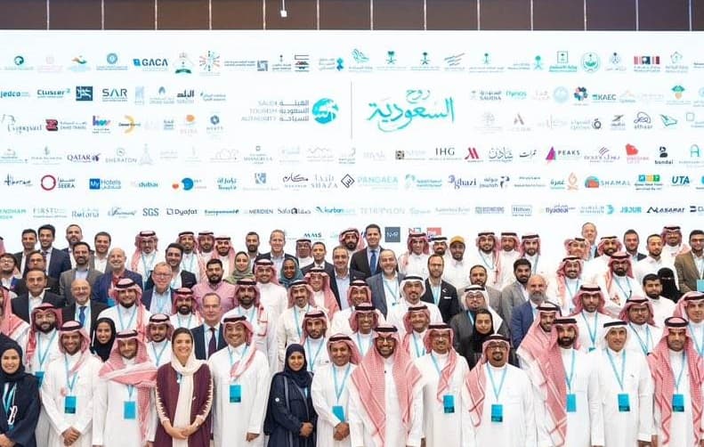"السياحة" السعودية تطلق حملة الصيف تحت شعار "لا تروح بعيد.. روح السعودية"