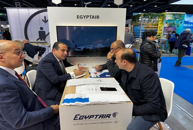 مصر للطيران توقع برتوكولات تعاون مع شركات السياحة الإيطالية بمعرض ميلانو السياحي BIT