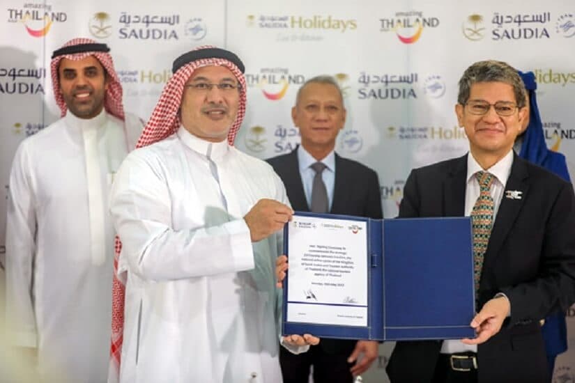 الخطوط السعودية وهيئة السياحة في تايلاند توقعان اتفاقية للترويج السياحي