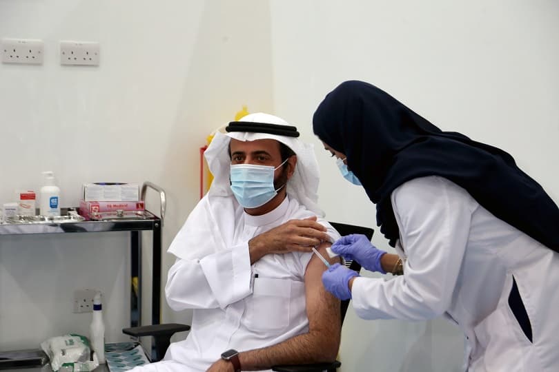 "الصحة السعودية": مليون شخص سجلوا على تطبيق "صحتي" لتلقي لقاح كورونا.. وتطعيم 137 ألف