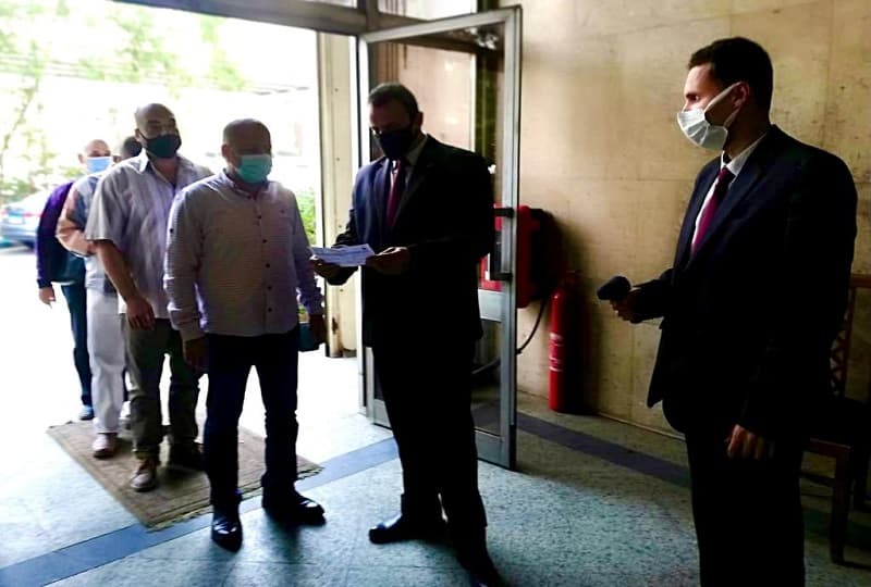 وزارة السياحة والآثار تطبق قرار عدم السماح بدخول الموظفين غير المطعمين