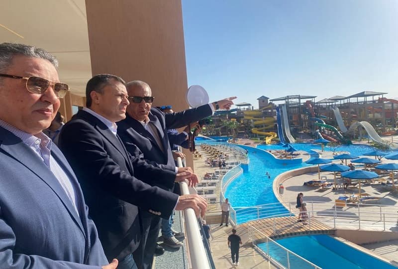 وزير السياحة ومحافظ البحر الأحمر يفتتحان أكبر مدينة ألعاب مائية ترفيهية بالشرق الأوسط.. بالصور