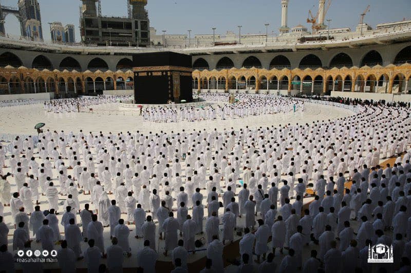 استعادة الحرمين الشريفين لكامل طاقتهم الاستيعابية للعمرة والصلاة بدءا من 17 أكتوبر