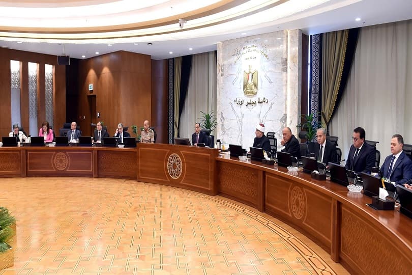 الحكومة: منح المستثمر الأجنبي إقامة مؤقتة لمدة عام لغير السياحة خلال فترة تأسيس المشروعات