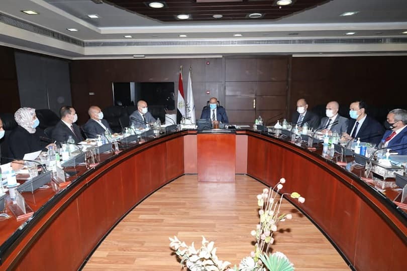 "النقل": التعاقد على 20 أتوبيس VIP للنقل بين المحافظات