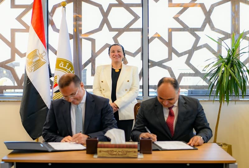 البيئة: توقيع اتفاقية مشروع الغردقة الخضراء بالتعاون مع "اليونيدو" بتمويل 3 ملايين دولار