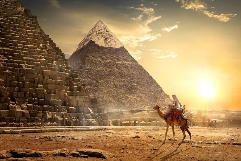 "WTTC": مصر تخسر 31 مليون جنيه يوميا بسبب وضعها بالقائمة الحمراء للسفر في بريطانيا