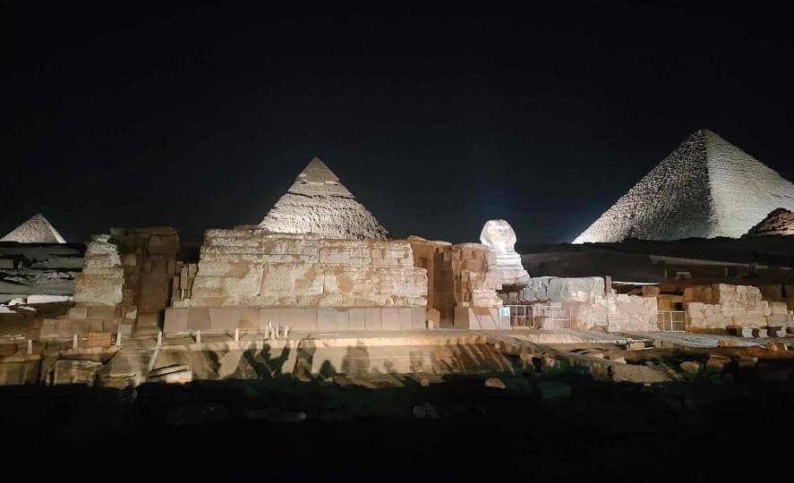 مواعيد عروض الصوت والضوء في الأهرامات والكرنك وفيلة وأبوسمبل وإدفو بدءا من 26 أبريل 2024