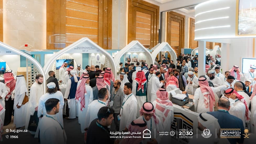 وزير الحج السعودي: 18 مليون معتمر من خارج المملكة.. و214% نموا بين عامي 2022 و2025