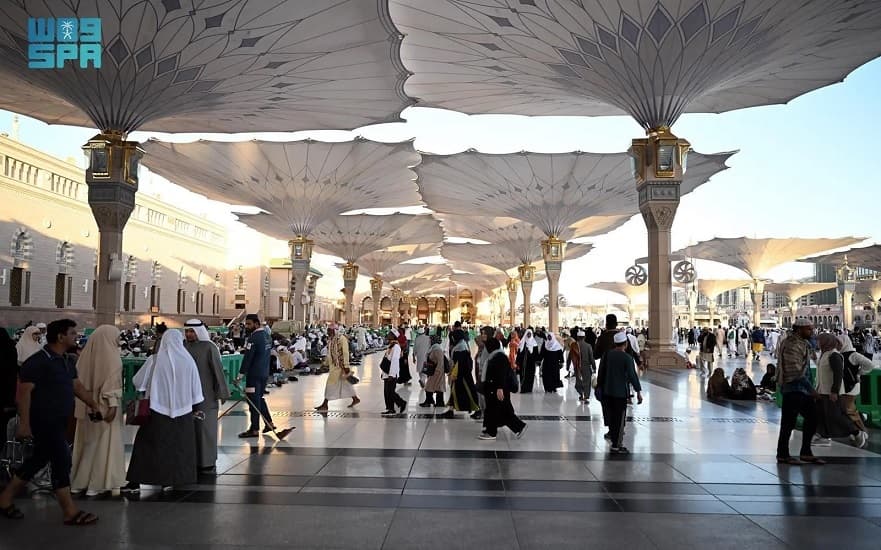 المسجد النبوي بالمدينة المنورة يستقبل نحو 6 ملايين مصلي خلال الأسبوع الماضي