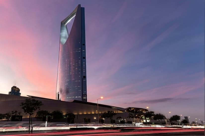السعودية تسجل 30 مليون سائح خلال 2024.. وتستهدف 70 مليونا في 2030