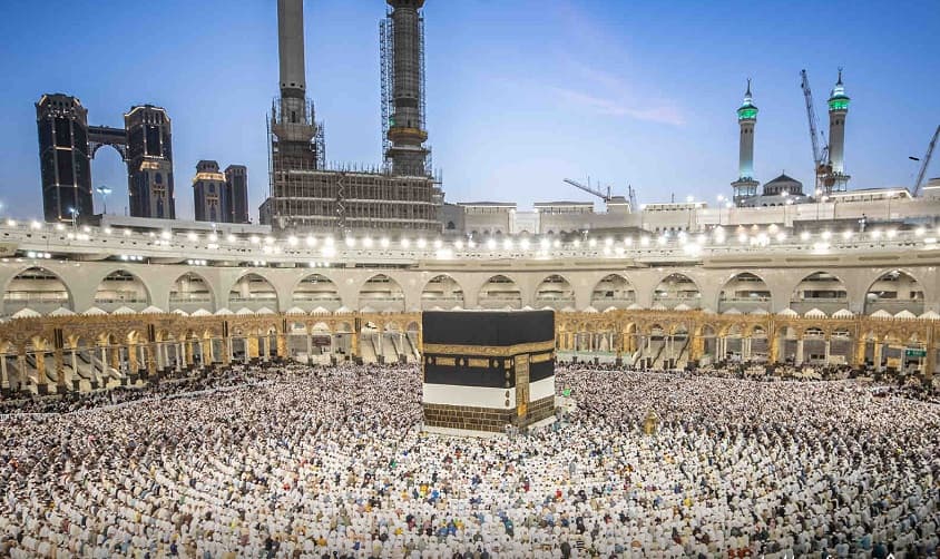 السعودية تعلن عن بدء موسم العمرة لعام 1445هـ للمواطنين والمقيمين والخليجيين