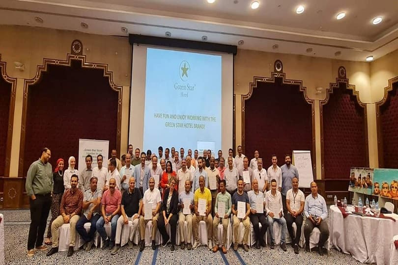 البيئة: تدريب ورفع قدرات العاملين بفنادق شرم الشيخ لتطبيق معايير السياحة المستدامة