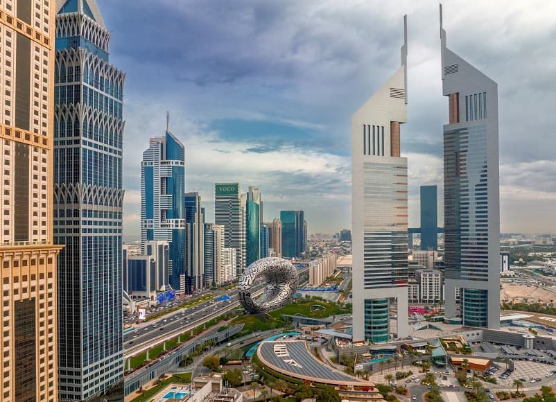 دبي تستقبل 5.2 مليون زائر دولي خلال الربع الأول من 2024 بزيادة 11%.. تفاصيل