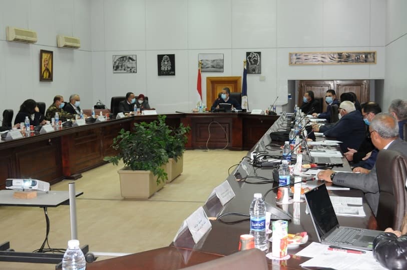 إعفاء البازارات والكافيتريات بالمتاحف والمواقع الأثرية من إيجارات مارس وإبريل