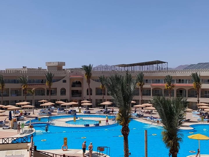 مصر تبحث سبل زيادة حركة السياحة من البوسنة والهرسك.. وتنظيم فعاليات لترويج المقصد المصري