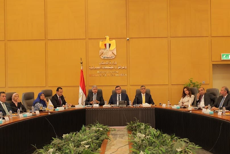 وزيرا السياحة والآثار والإسكان يتابعان مستجدات إعداد مخطط تطوير المنطقة بين مطار سفنكس وسقارة.. تفاصيل