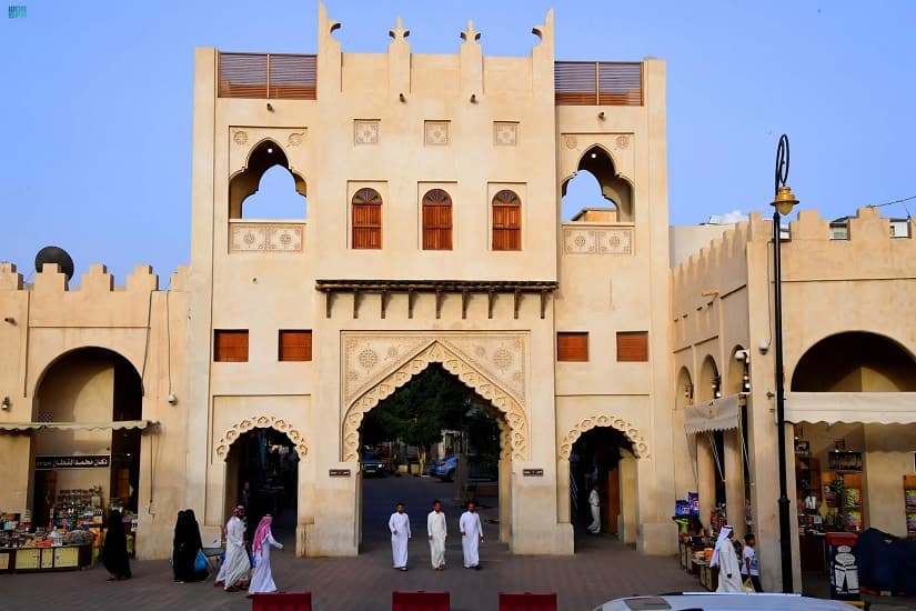 الأحساء في السعودية تستقبل 3.2 مليون زائر خلال 2024 بزيادة 500% مقارنة بعام 2019
