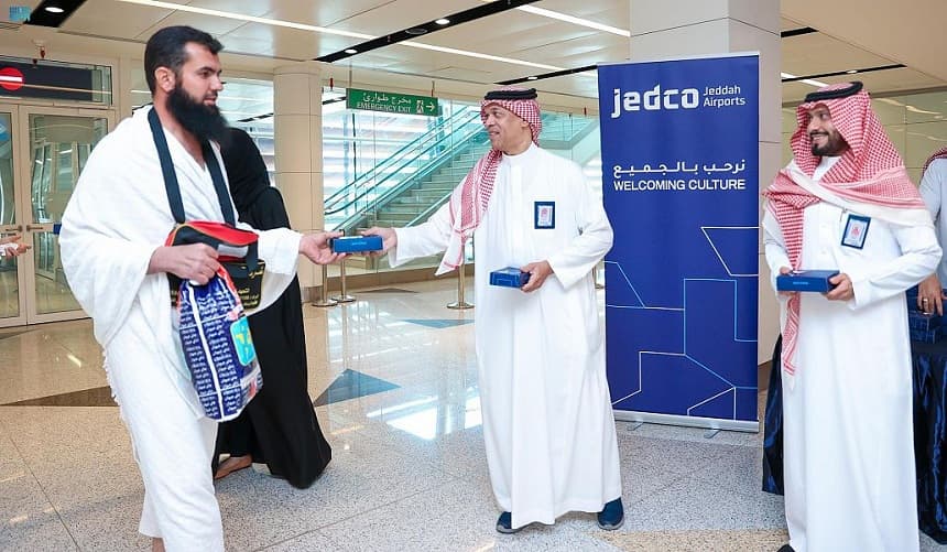 مطار الملك عبد العزيز الدولي بجدة يستقبل أولى الرحلات المباشرة من العراق