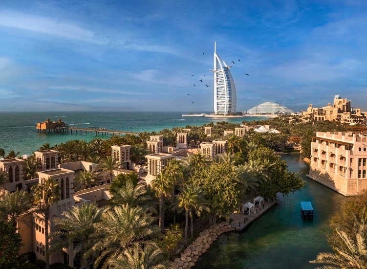 دبي تستقبل 4.67 مليون زائر دولي خلال الربع الأول من 2023 بزيادة 17% عن 2022