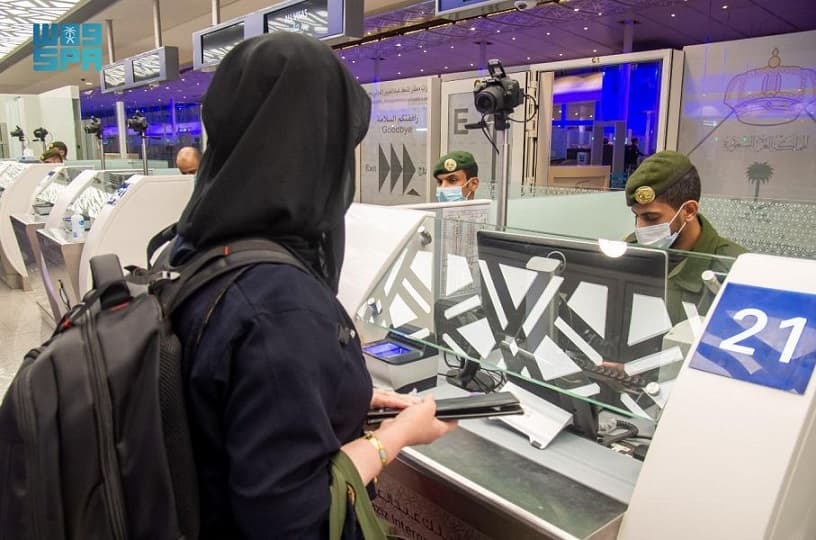 السعودية: بدء تطبيق قرار شرط الحصول على الجرعة الثانية من لقاح كورونا للسفر إلى الخارج اليوم