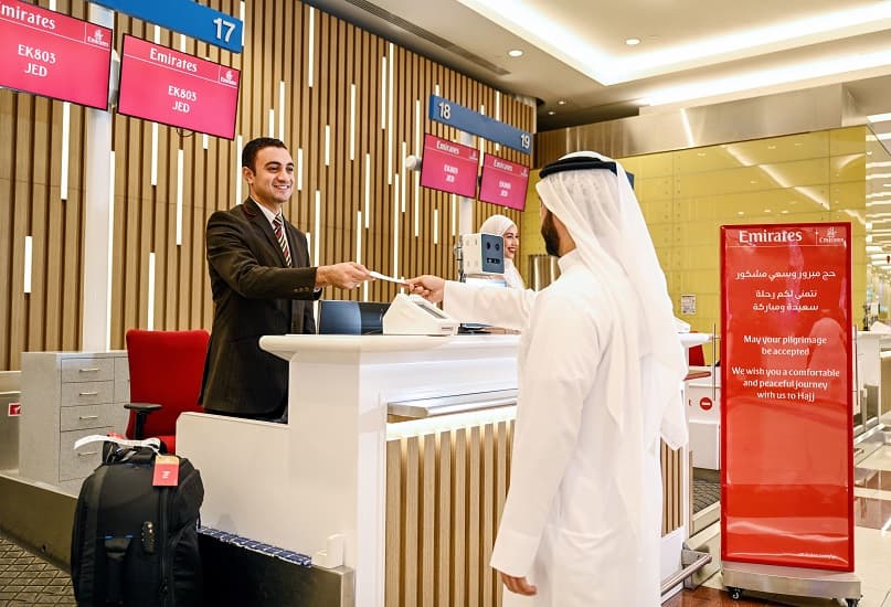 طيران الإمارات تكثف استعداداتها لموسم الحج 1445هـ وإجازة عيد الأضحى.. تفاصيل