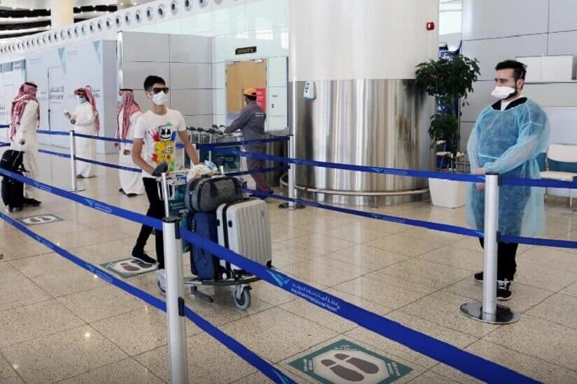 "الداخلية" السعودية: استثناء 4 فئات جديدة من فحص PCR للقادمين من الخارج
