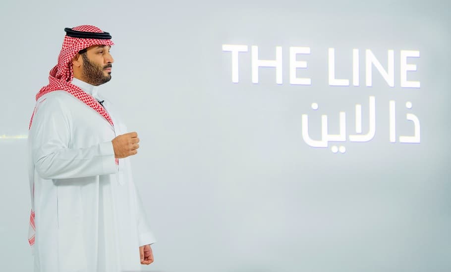 ولي العهد السعودي يطلق مشروع مدينة "ذا لاين" الحضارية في نيوم