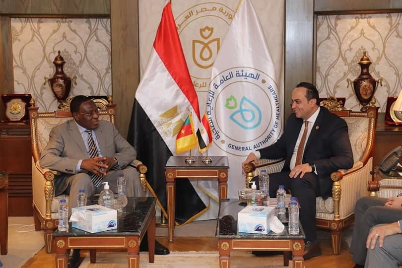 مصر تبحث مع الكاميرون التعاون في اجتذاب السياحة العلاجية