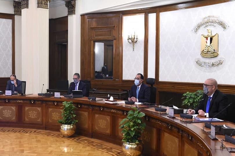 رئيس الوزراء يستعرض عددا من المشروعات السياحية مع مجموعة "الداو".. أبرزها مرتفعات الأهرام
