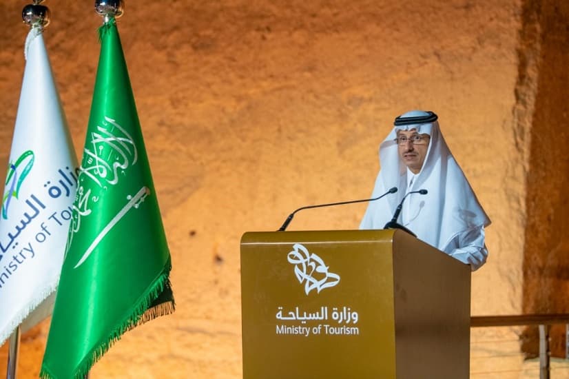 وزير السياحة السعودي: نستهدف جذب 100 مليون سائح للمملكة.. ونحتاج 200 مليار دولار استثمارات