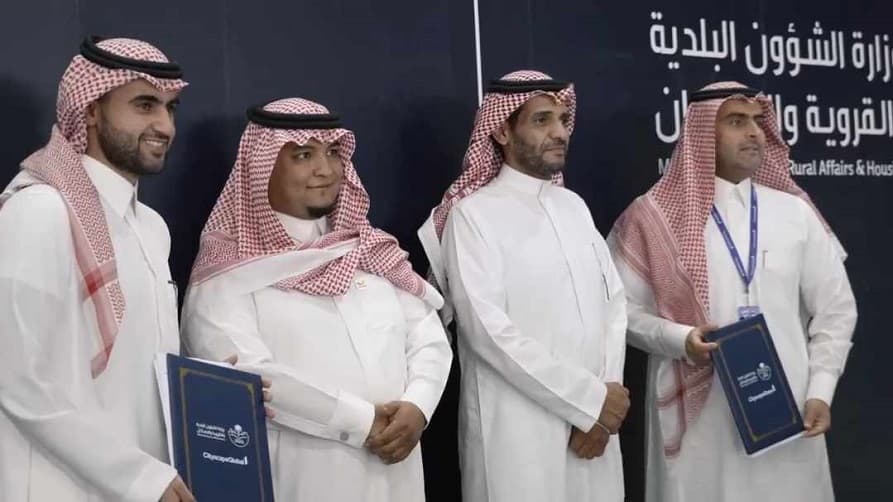"المطار" السعودية للسياحة تتفق مع "الشئون البلدية" لعرض الفنادق والشقق عبر تطبيق "بلدي"