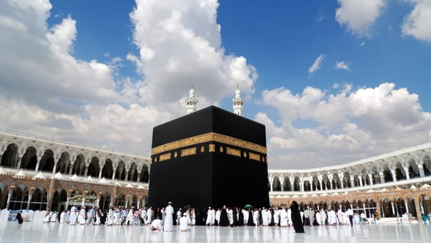 السعودية تطلق خدمة "نسك عمرة" لتمكين معتمري الخارج من التقديم المباشر دون وسطاء