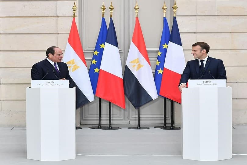 زيارة الرئيس السيسي لفرنسا أبرزت اهتمامه بملف تنشيط السياحة إلى مصر