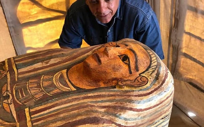 بالصور.. ارتفاع عدد التوابيت المكتشفة بمنطقة آثار سقارة إلى 27 تابوتا مغلقا