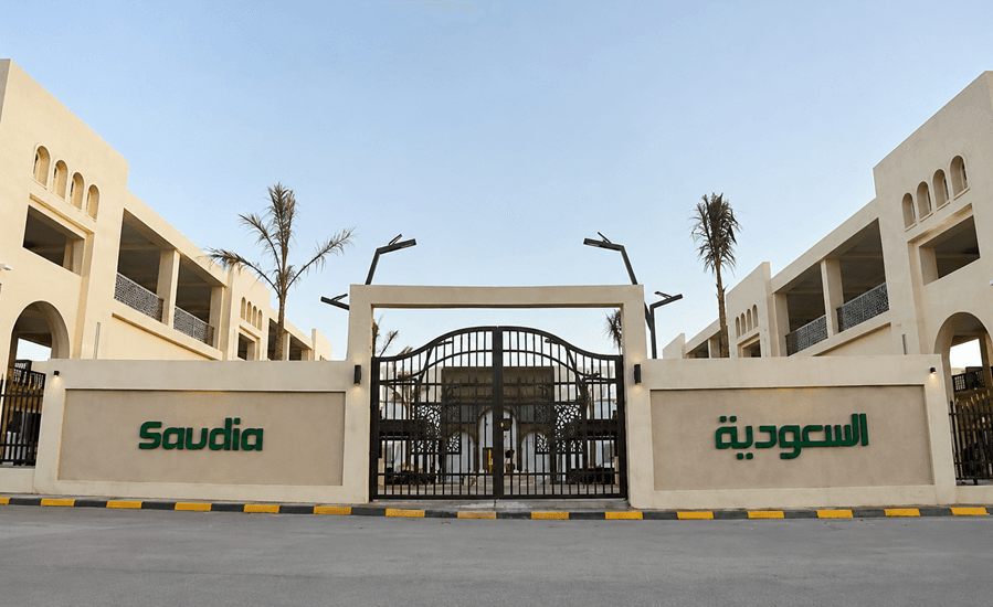 مجموعة السعودية تنفذ موقعا بطابقين في مشعر عرفة لخدمة 4200 حاج بموسم الحج 1447هـ