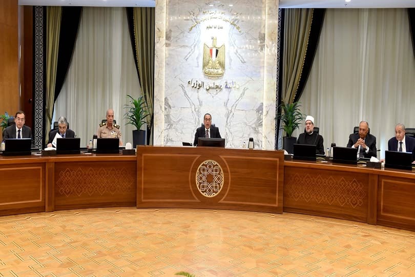 مدبولي يوجه بإعداد برامج سياحية تجذب الوافدين لواحة سيوة ووضع محفزات لمستثمري السياحة