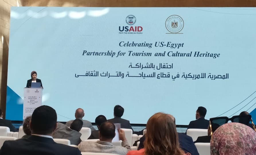 "السياحة والآثار" تحتفل بالشراكة المصرية الأمريكية للحفاظ على التراث بالقاهرة التاريخية