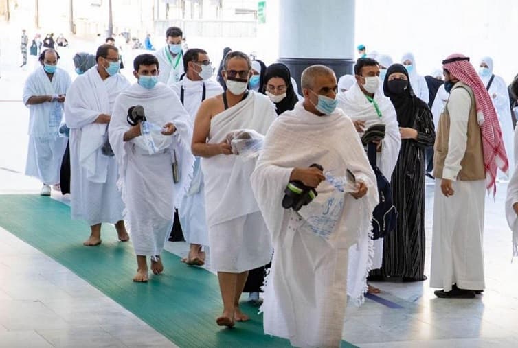 "الحج والعمرة" السعودية تدرب قائدي مجموعات الحجاج في بلادهم قبل موسم الحج 2023