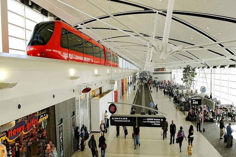 المطارات الأكثر والأقل إرضاء للمسافرين في أمريكا الشمالية لعام 2023