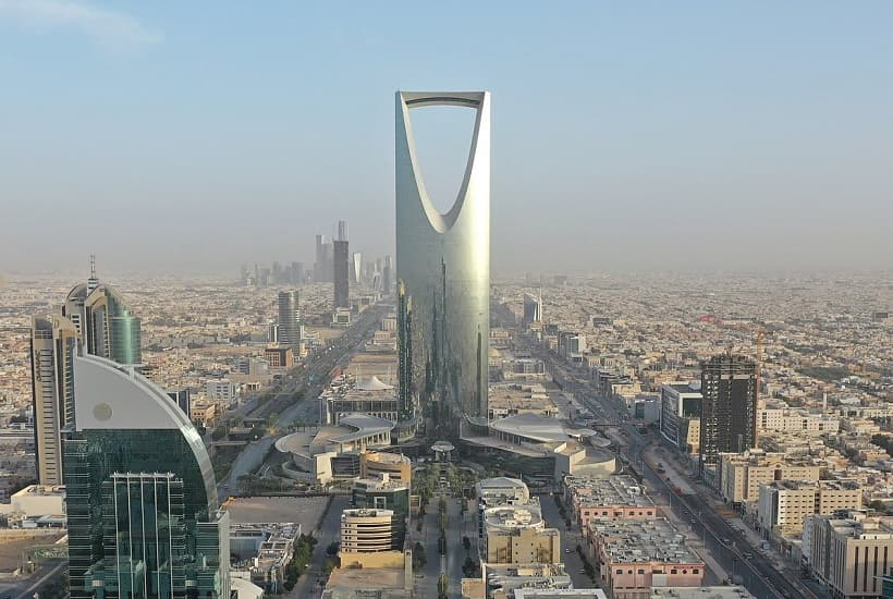 السعودية: إلغاء رسوم إصدار رخصة الأنشطة التجارية للفنادق والشقق الفندقية
