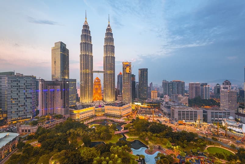 ماليزيا تقدم تسهيلات للأجانب المغادرين منها.. اعرف التفاصيل